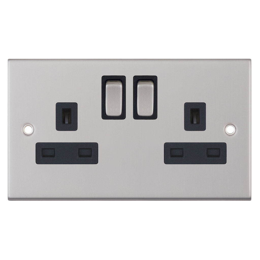 DSL222 2 Gang 13 Amp Socket DP – Switched – Selectric UK